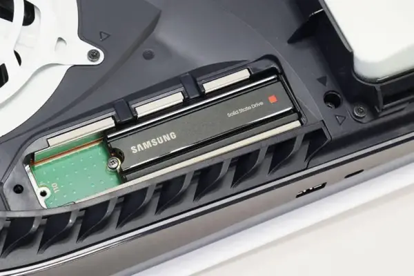 آموزش نصب SSD روی PS5 و افزایش حافظه پلی استیشن ۵