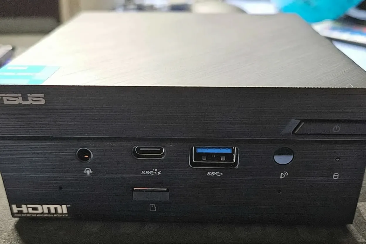 اضافه کردن یک کارت شبکه USB به کامپیوتر یا لپتاپ و استفاده از کابل LAN چه مزایایی دارد؟