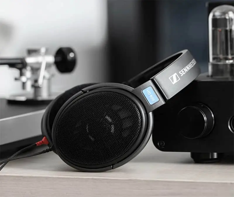 افزایش کیفیت صدای لپ‌تاپ و کامپیوتر با DAC کوچک متصل به USB